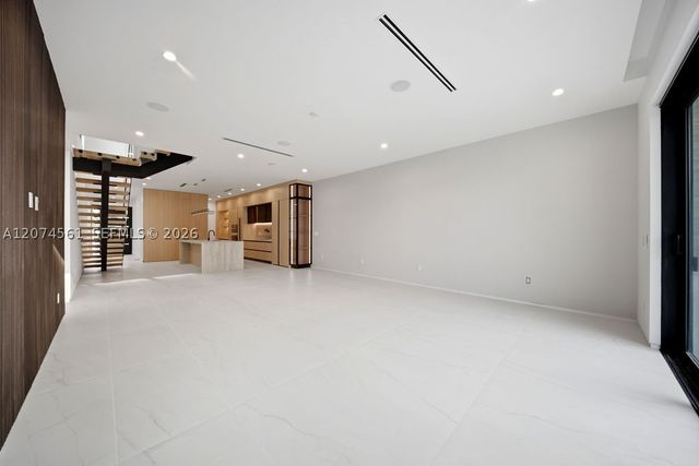 1334 NE 16 Ter, Fort Lauderdale, FL 33304
