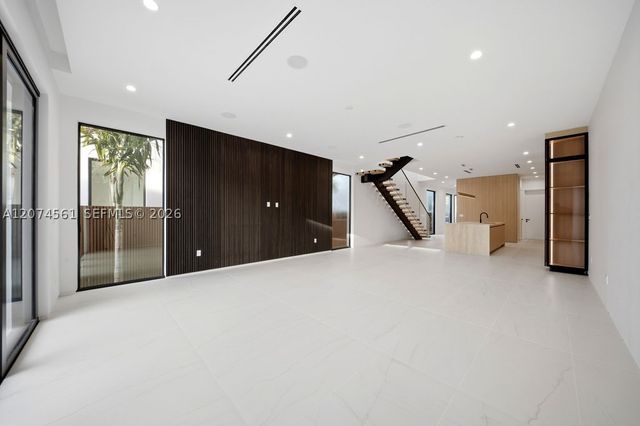 1334 NE 16 Ter, Fort Lauderdale, FL 33304