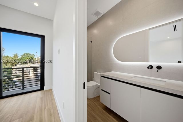 1334 NE 16 Ter, Fort Lauderdale, FL 33304