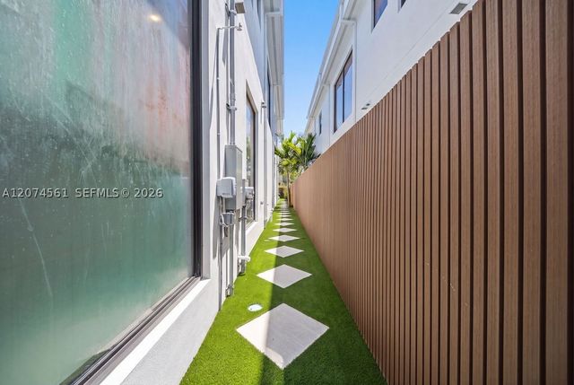 1334 NE 16 Ter, Fort Lauderdale, FL 33304
