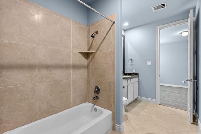 2820 Sherwin Street, Houston, TX 77007