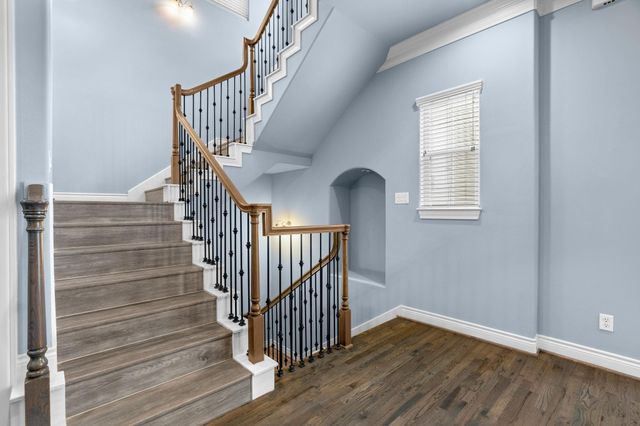 2820 Sherwin Street, Houston, TX 77007