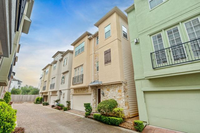 2820 Sherwin Street, Houston, TX 77007