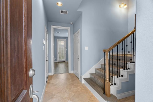 2820 Sherwin Street, Houston, TX 77007