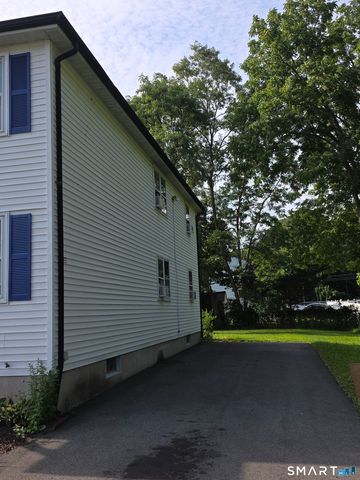 34 Viets Street, New Britain, CT 06053