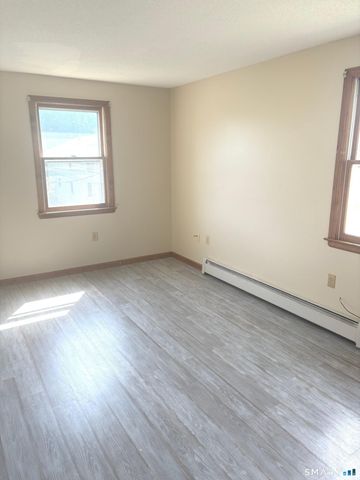 34 Viets Street, New Britain, CT 06053