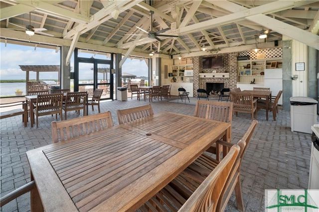 2203 River Oaks Drive, Richmond Hill, GA 31324