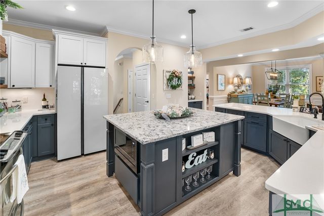 2203 River Oaks Drive, Richmond Hill, GA 31324