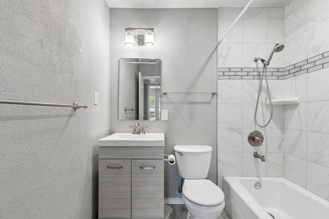 301 N Cottonwood Drive, Richardson, TX 75080