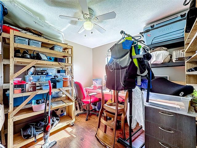 5511 KING AVENUE, Zellwood, FL 32798