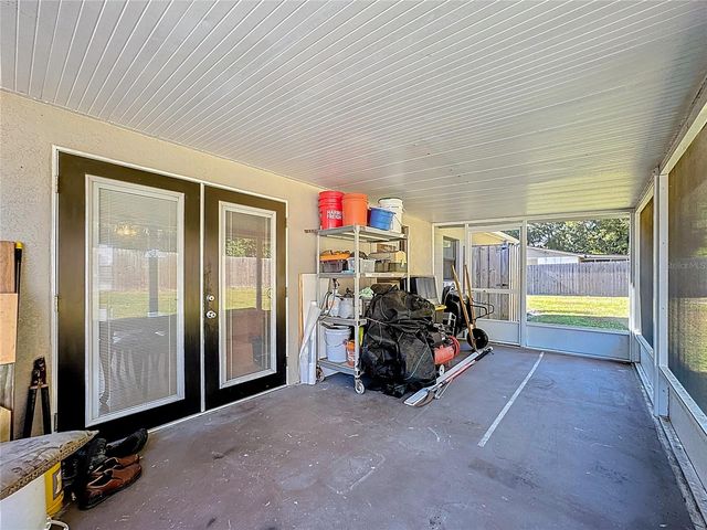 5511 KING AVENUE, Zellwood, FL 32798