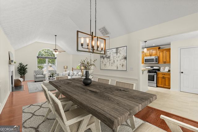 707 Rising Way, Woodstock, GA 30189