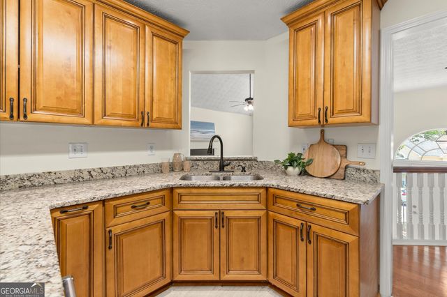 707 Rising Way, Woodstock, GA 30189