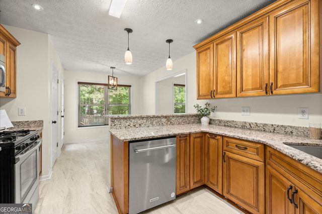 707 Rising Way, Woodstock, GA 30189