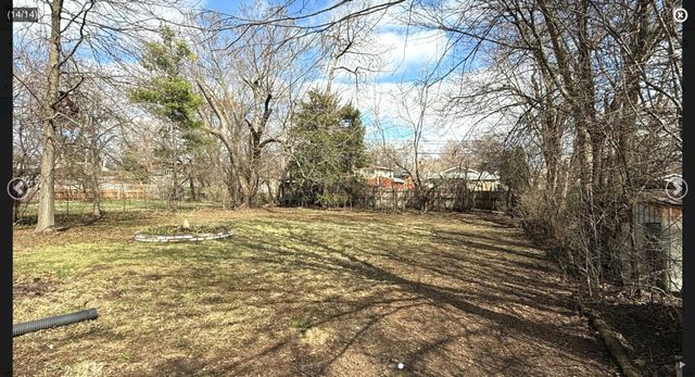 1N649 Main Street, Glen Ellyn, IL 60137