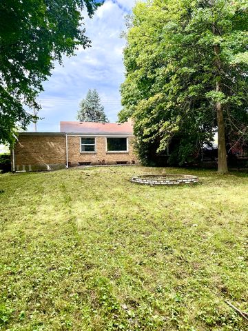 1N649 Main Street, Glen Ellyn, IL 60137