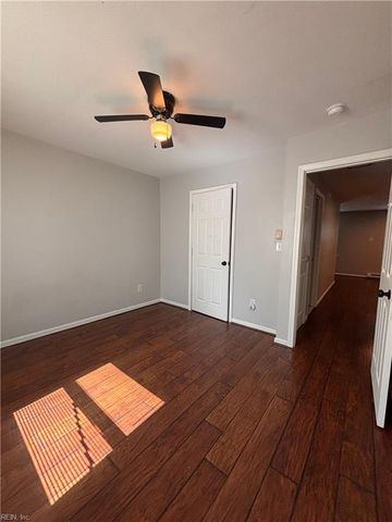 1125 Meads RD, Norfolk, VA 23505