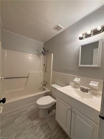 1125 Meads RD, Norfolk, VA 23505