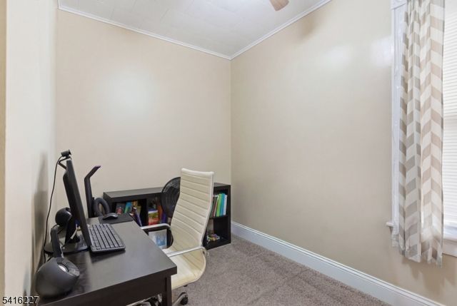 30 2Nd St, Elizabeth City, NJ 07206