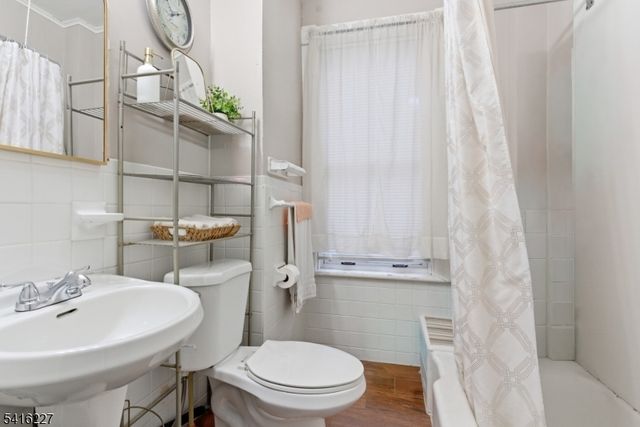 30 2Nd St, Elizabeth City, NJ 07206