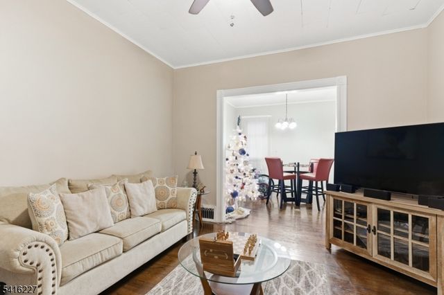 30 2Nd St, Elizabeth City, NJ 07206