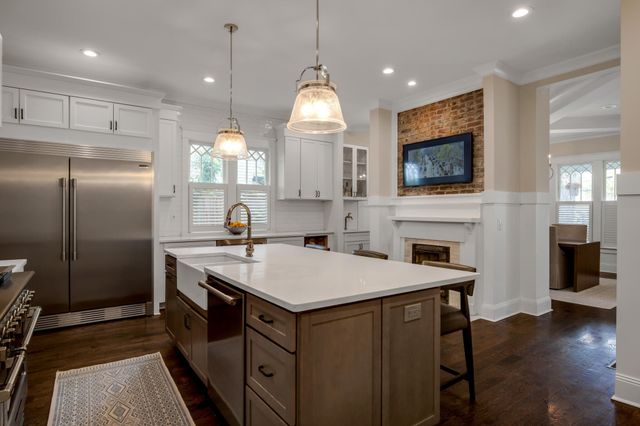 1808 Lillian St, Nashville, TN 37206