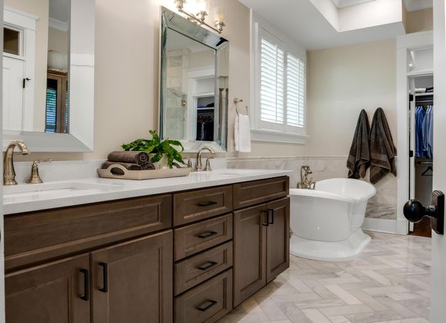 1808 Lillian St, Nashville, TN 37206