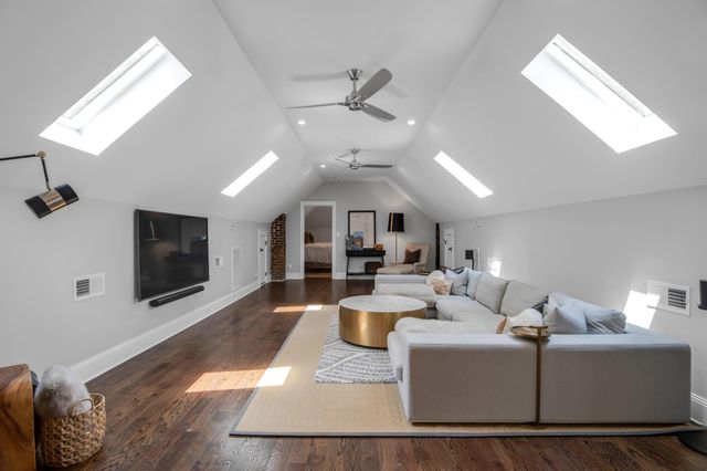 1808 Lillian St, Nashville, TN 37206