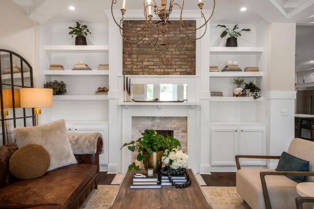 1808 Lillian St, Nashville, TN 37206