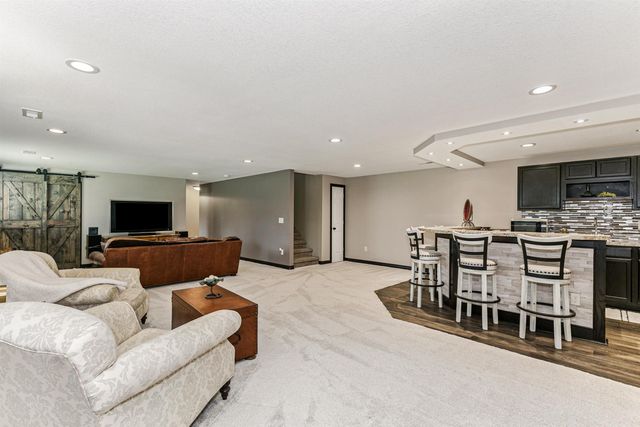 14301 W Willoughby Cir, Wichita, KS 67235