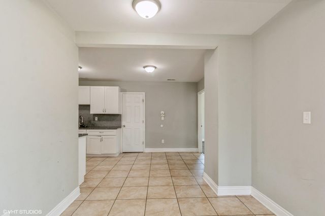 5664 Walter Avenue, Hammond, IN 46320