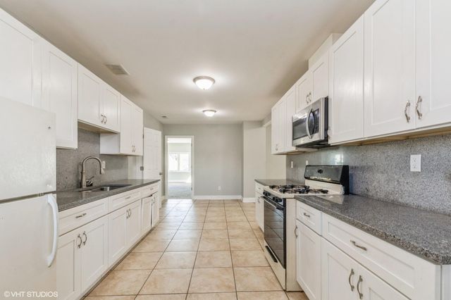 5664 Walter Avenue, Hammond, IN 46320
