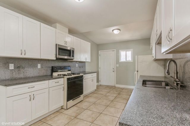 5664 Walter Avenue, Hammond, IN 46320