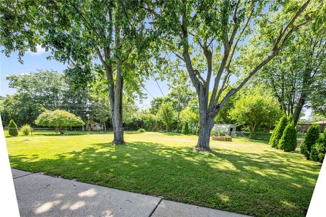 225 Lawson Avenue, New Lebanon, OH 45345
