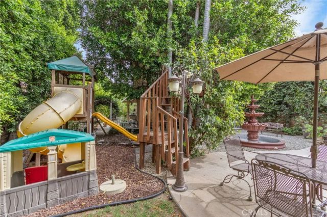 9340 Burnet, North Hills, CA 91343