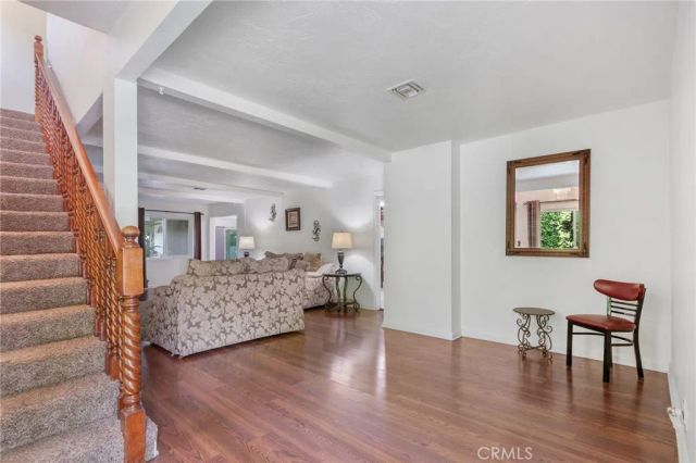 9340 Burnet, North Hills, CA 91343