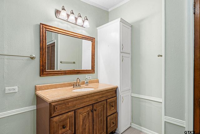 3184 S FM 752, Rusk, TX 75785