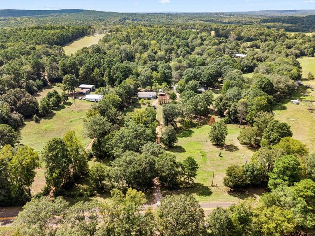 3184 S FM 752, Rusk, TX 75785