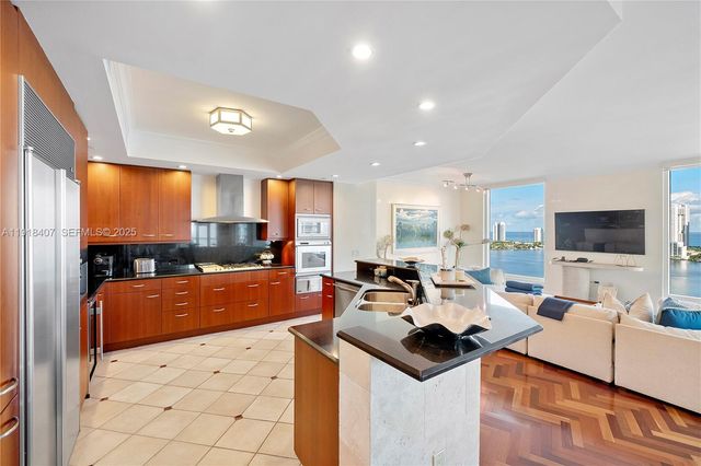 6000 Island Boulevard 2406, Aventura, FL 33160