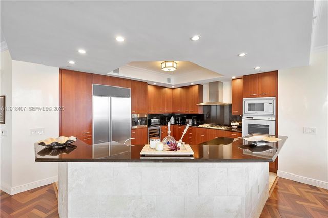 6000 Island Boulevard 2406, Aventura, FL 33160