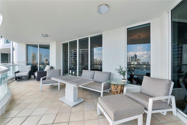6000 Island Boulevard 2406, Aventura, FL 33160
