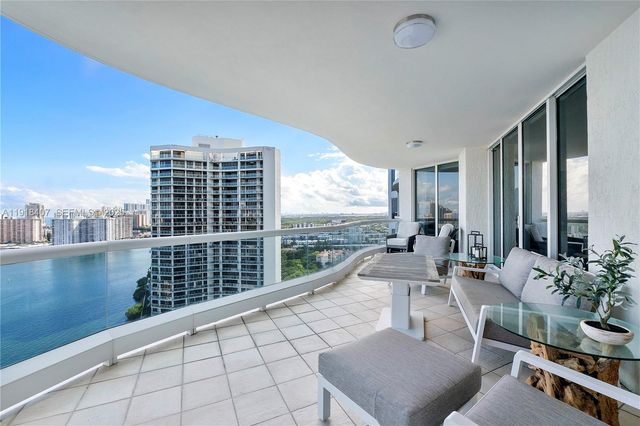 6000 Island Boulevard 2406, Aventura, FL 33160