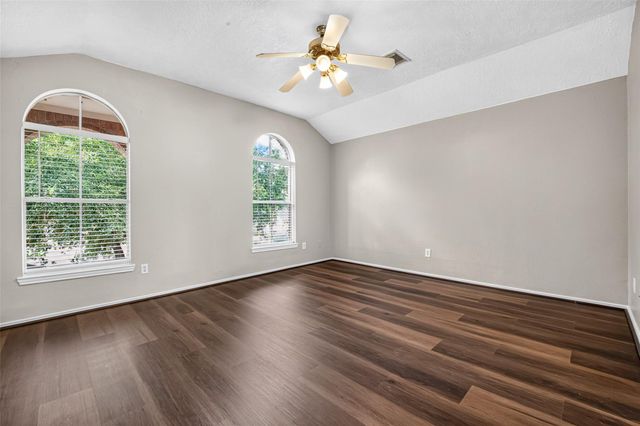 9707 Royal Crest Way, Houston, TX 77083