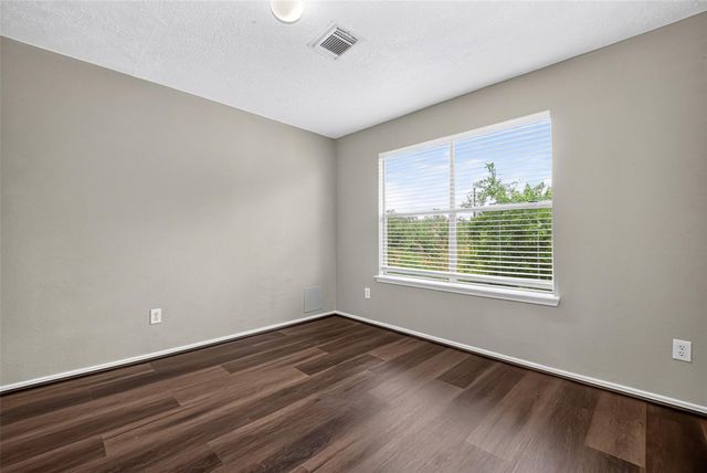 9707 Royal Crest Way, Houston, TX 77083
