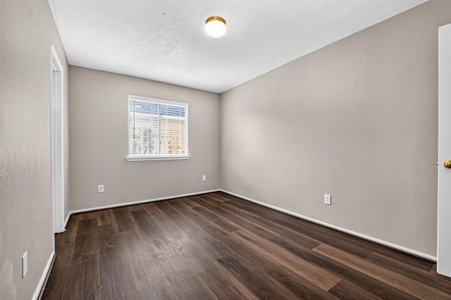 9707 Royal Crest Way, Houston, TX 77083