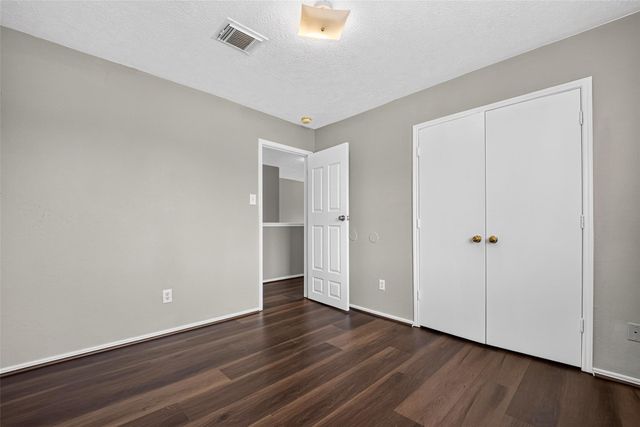 9707 Royal Crest Way, Houston, TX 77083