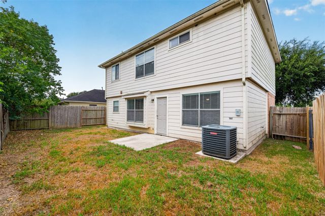 9707 Royal Crest Way, Houston, TX 77083