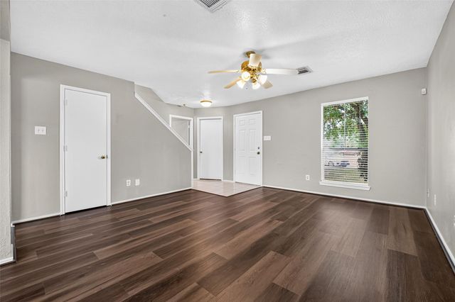 9707 Royal Crest Way, Houston, TX 77083