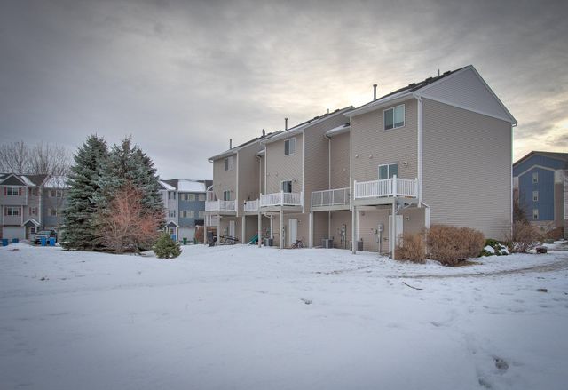 142 19th Avenue SE, Cambridge, MN 55008