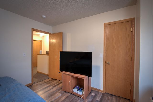 142 19th Avenue SE, Cambridge, MN 55008